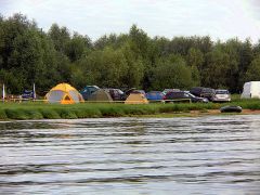 Лагерь с воды.jpg