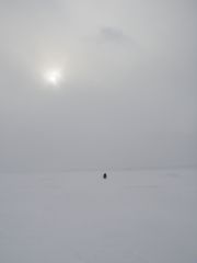 Человек Х, тоже на лунке-)