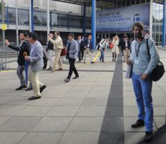 вход на выставку.jpg