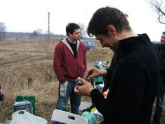 Сейчас мы вправим ручку и попробуем