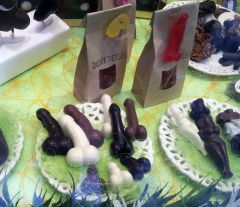 бельгийский шоколад бывает разных форм и размеров