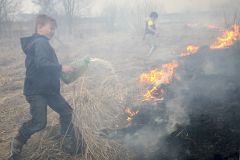 Юные волонтёры