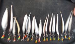 Кошелек с блеснами Матвейчикова, роднее не бывает.  Хозяин кошелька сам Володя Матвейчиков :)