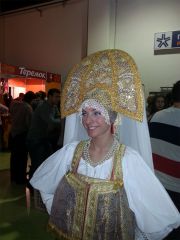 Я одеваю кокошник, я одеваю кльчугу