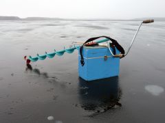 Натюрморт с удочками