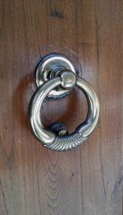 Дверная ручка