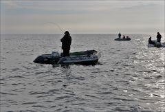 Антон качает судака!