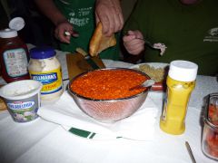 Икра была...