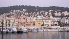 Порт Ниццы вечером