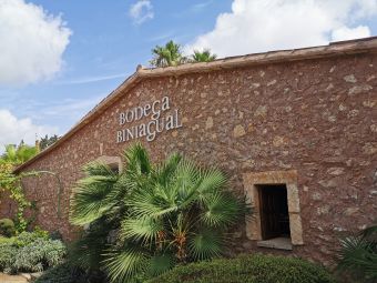 Винодельня Biniagual