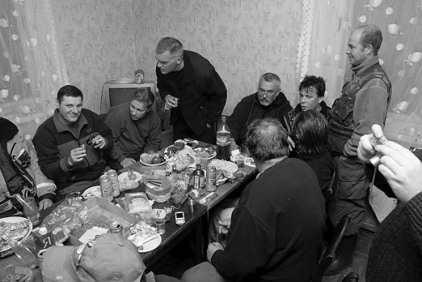 Слева-направо. Удача, Витя ВВМ, Зерг, Стас Пашкевич, Покер, Юлик, Бармалей