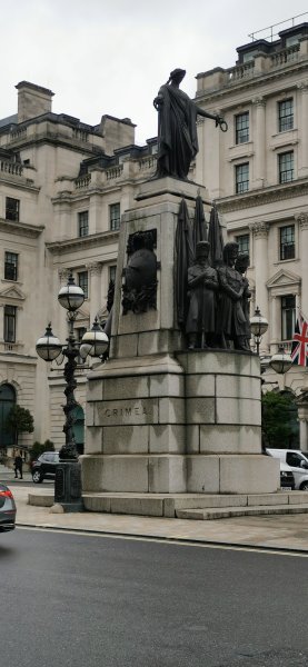 Трафальгарская площадь