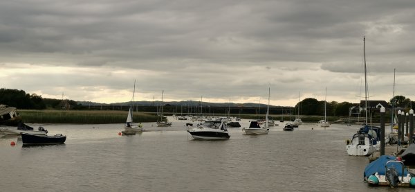 Кораблики, воды опять маловато