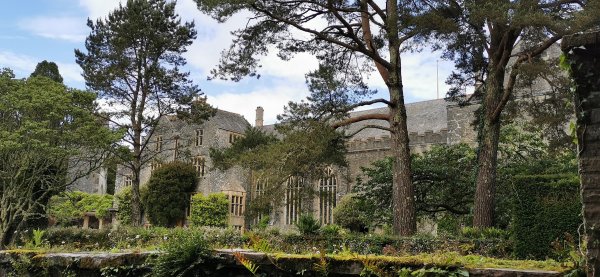 Даррингтон холл