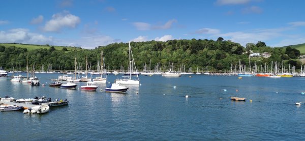 Река Дарт в городе Дартмут, что находится у впадения реки в море