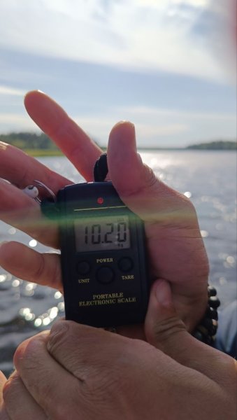 Минус 1200=9000