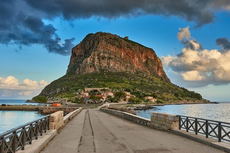Monemvasia-8(pics.8).jpg.81a9a9af0624fbe2d8b34caf72326fb4.jpg
